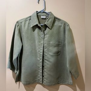 Chicos green gray 3/4 sleeve blouse, like new, barely used, beautiful comfort